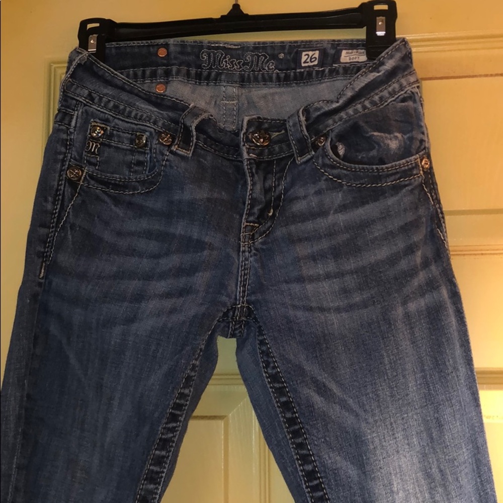 Super comfy Miss Me jeans that are super cute